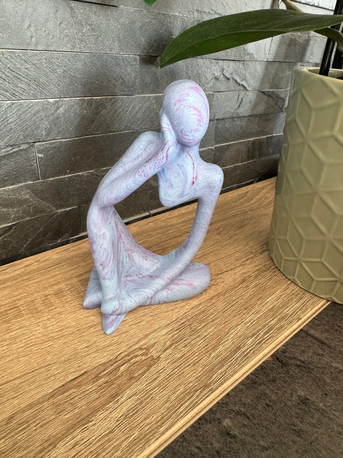 Statuette