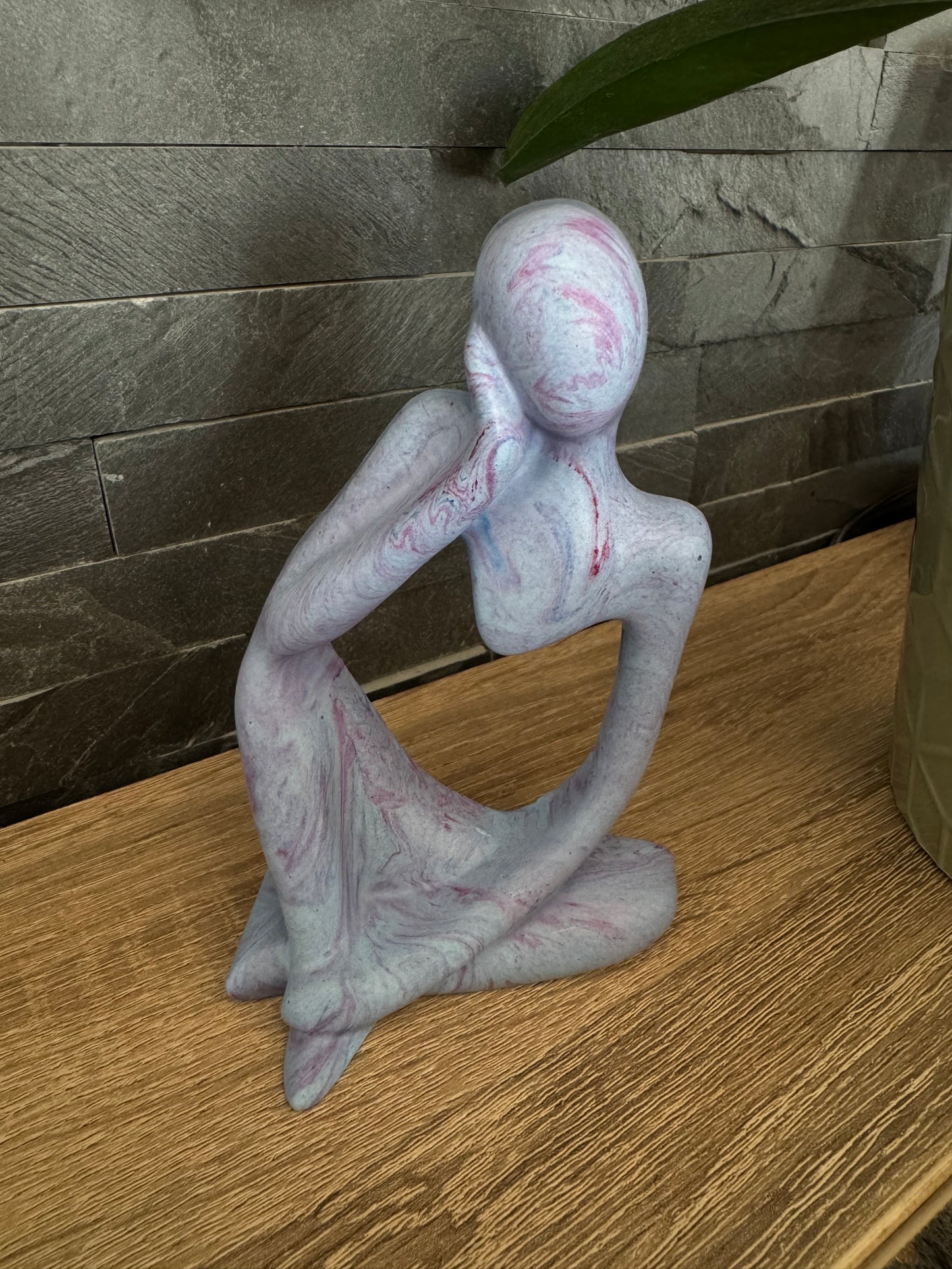 Statuette