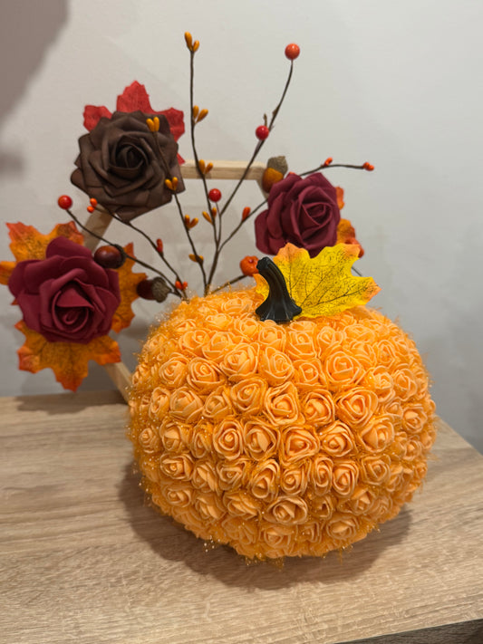 Citrouille gourmande en roses